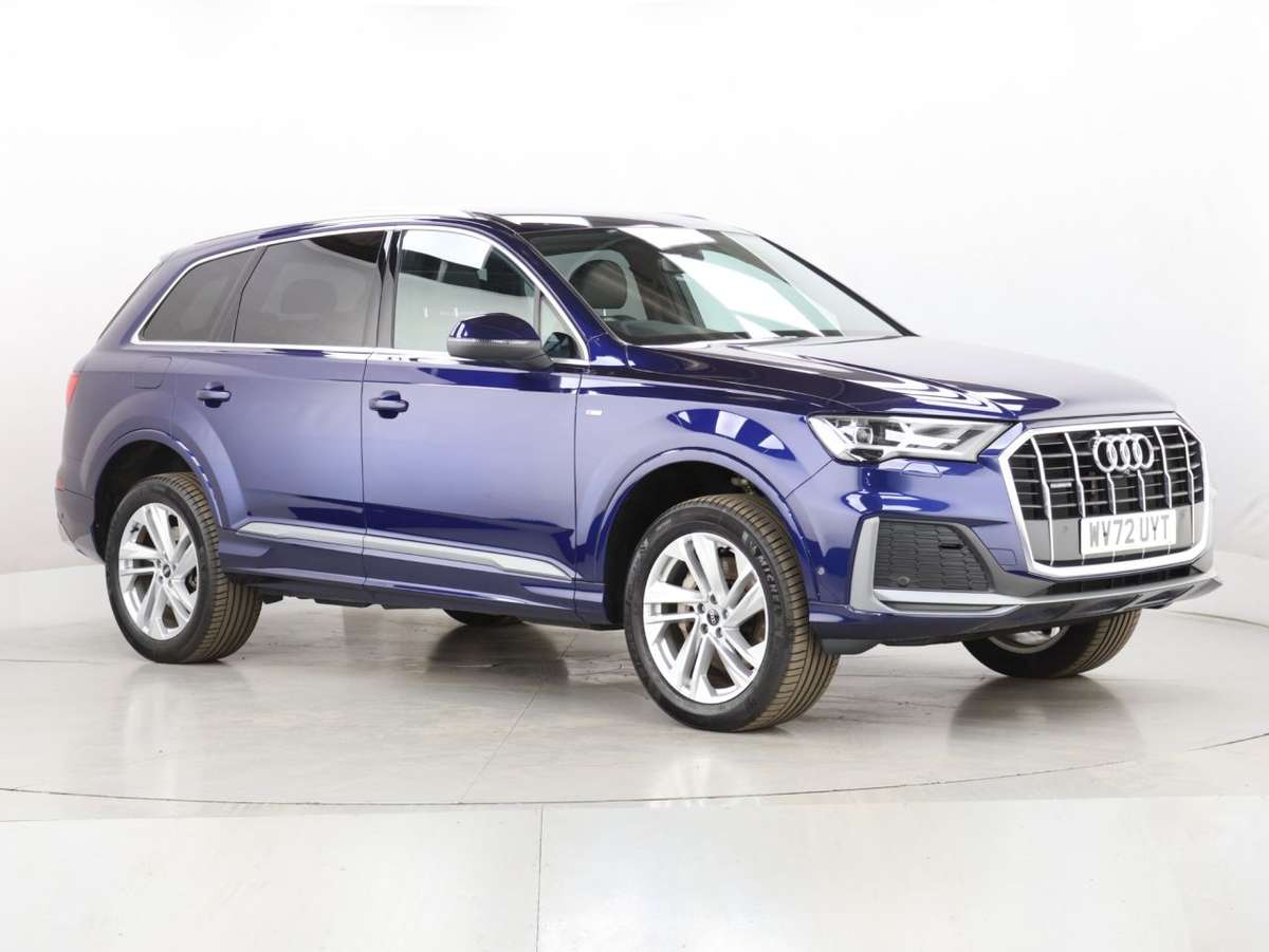 Check out this Audi Q7 2022 Diesel Automatic