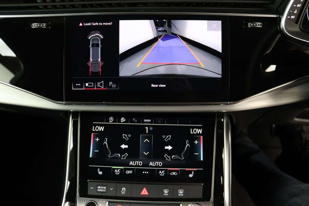 2022 AUDI Q7 2022 AUDI Q7