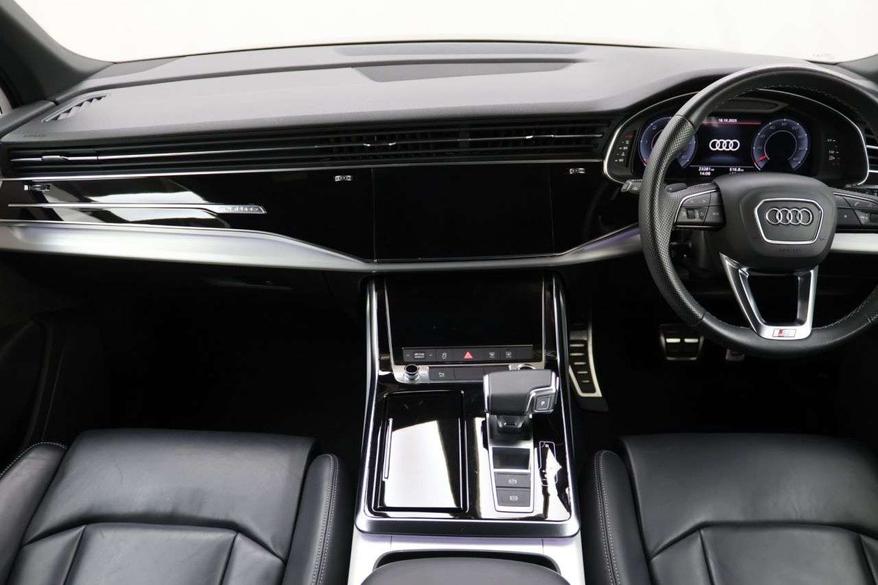 2022 AUDI Q7 2022 AUDI Q7