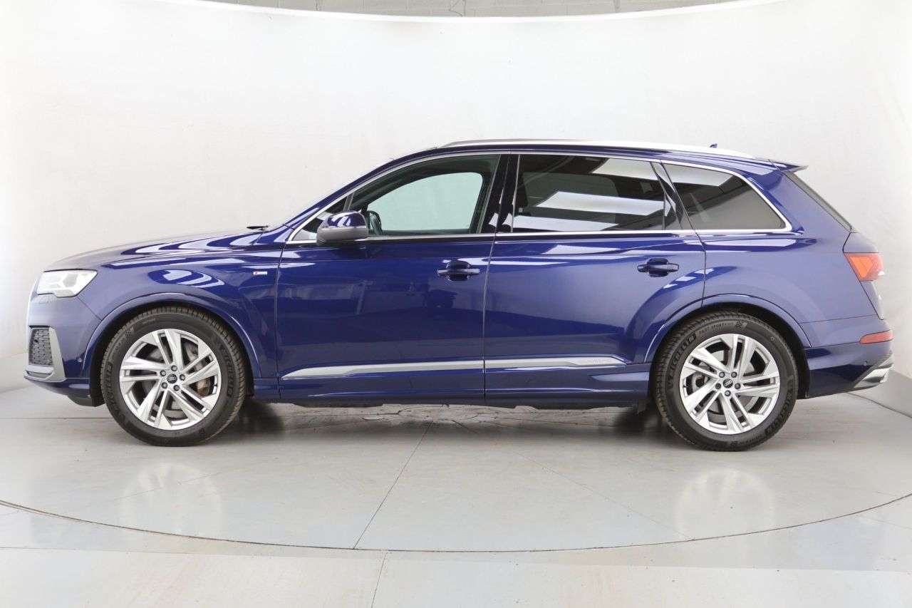 2022 AUDI Q7 2022 AUDI Q7