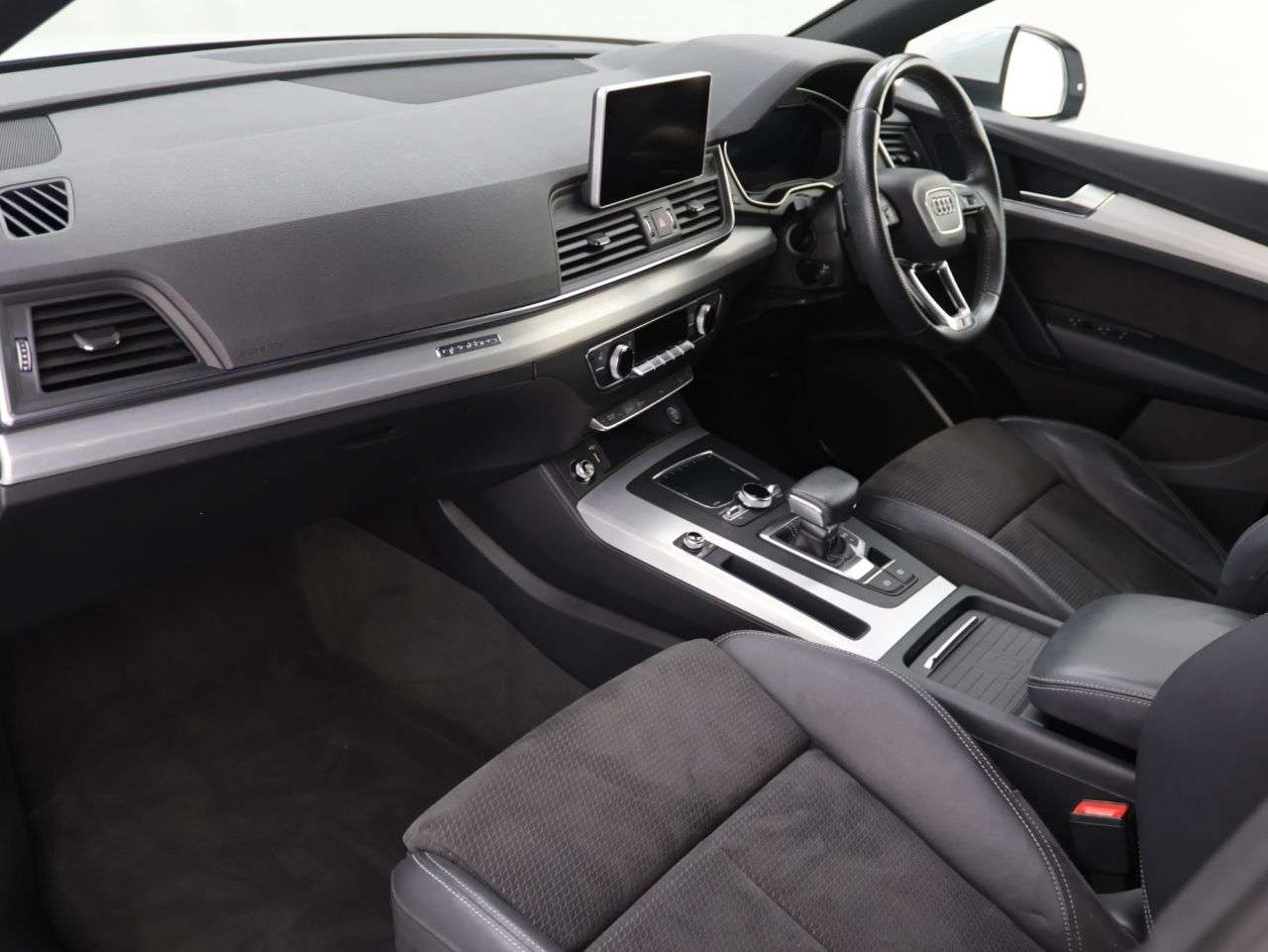 2019 AUDI Q5 2019 AUDI Q5