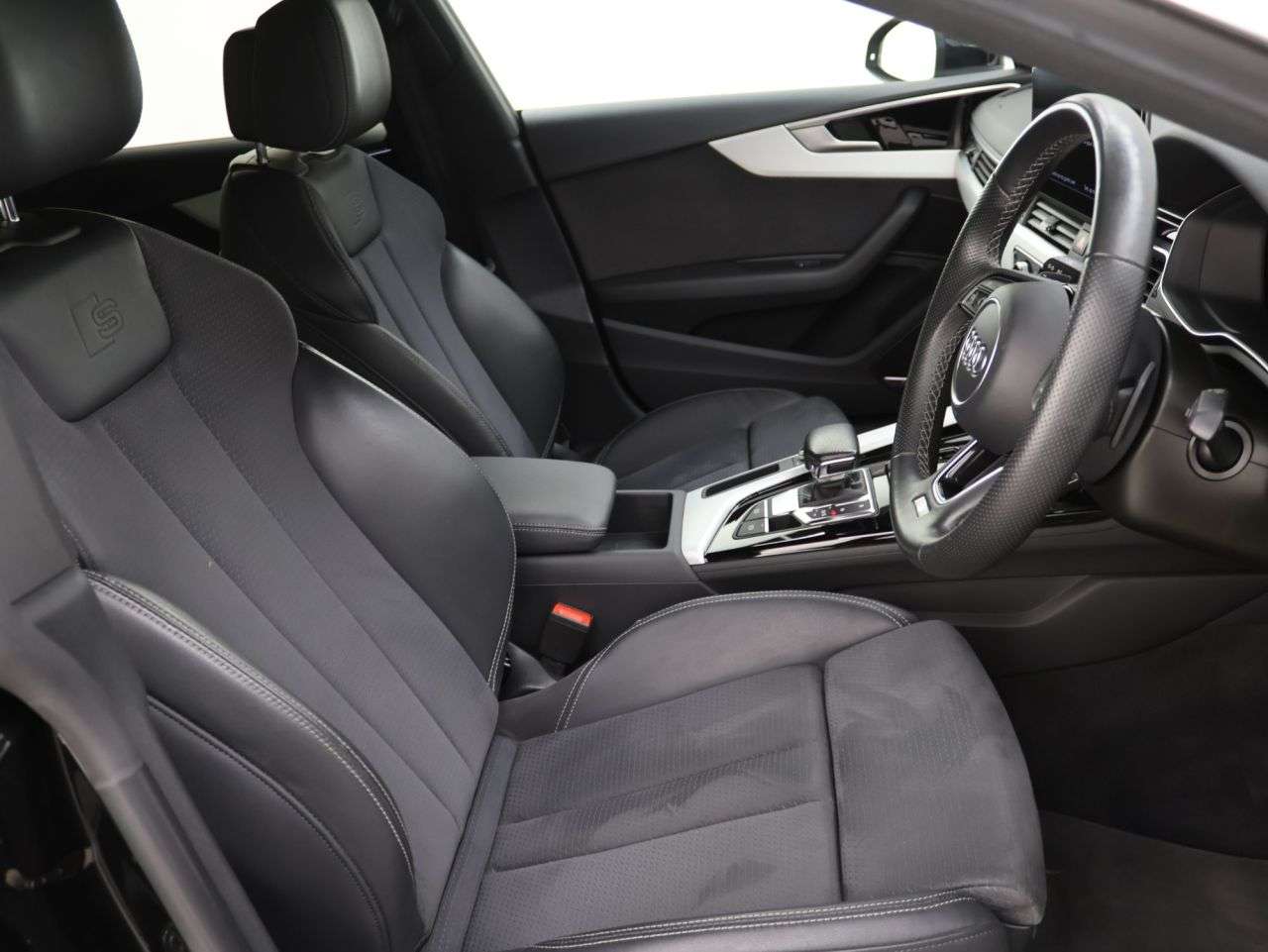 2021 AUDI A5 2021 AUDI A5