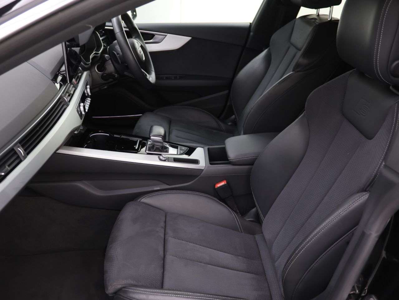 2021 AUDI A5 2021 AUDI A5