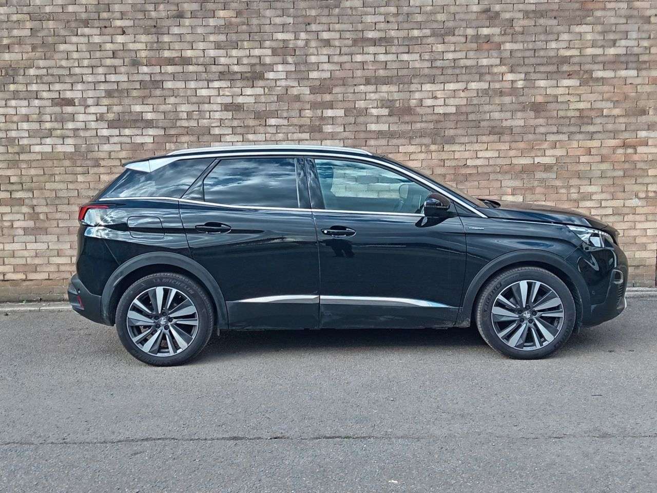 2020 PEUGEOT 3008 2020 PEUGEOT 3008