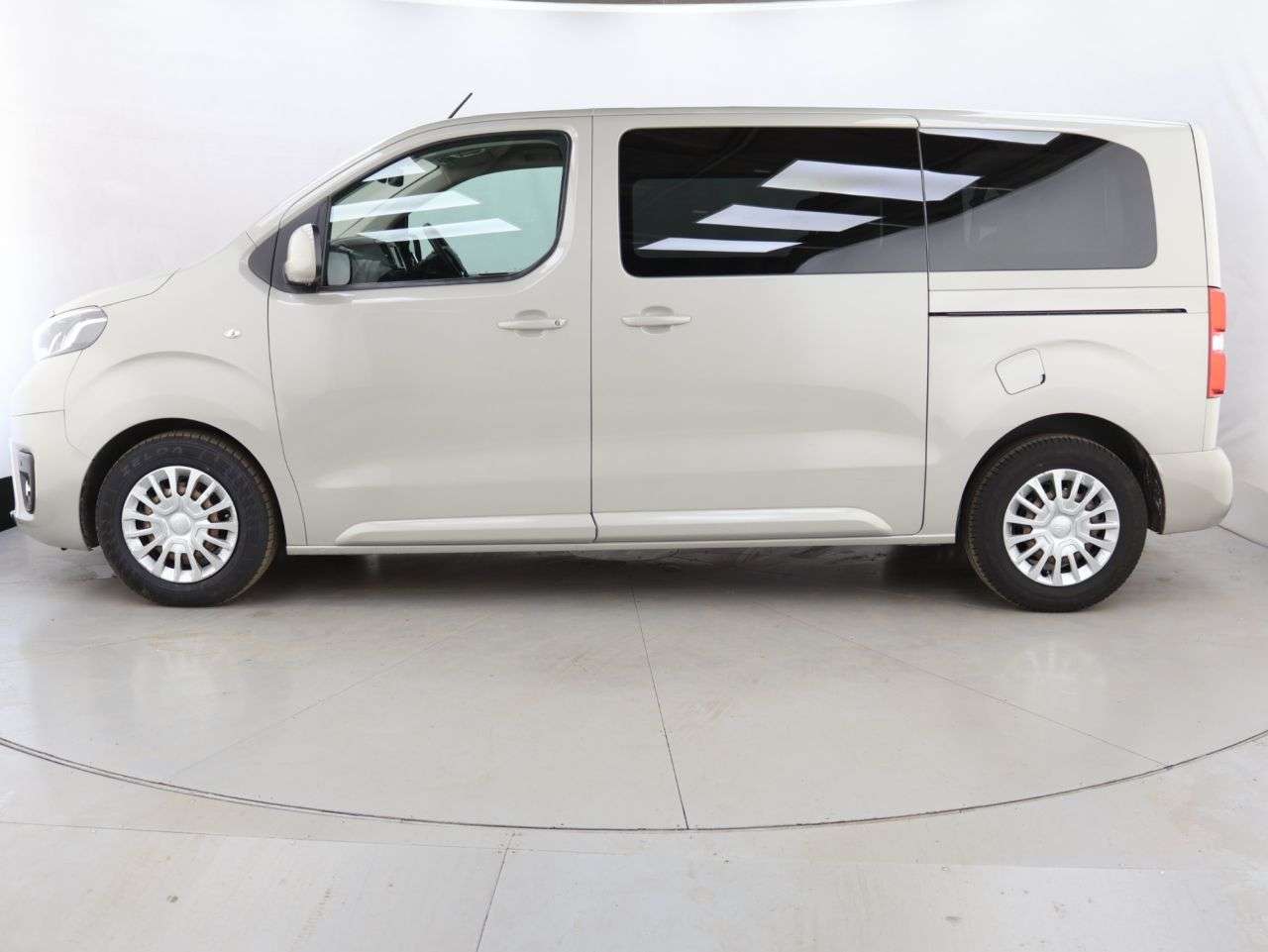 2022 TOYOTA PROACE VERSO 2022 TOYOTA PROACE VERSO