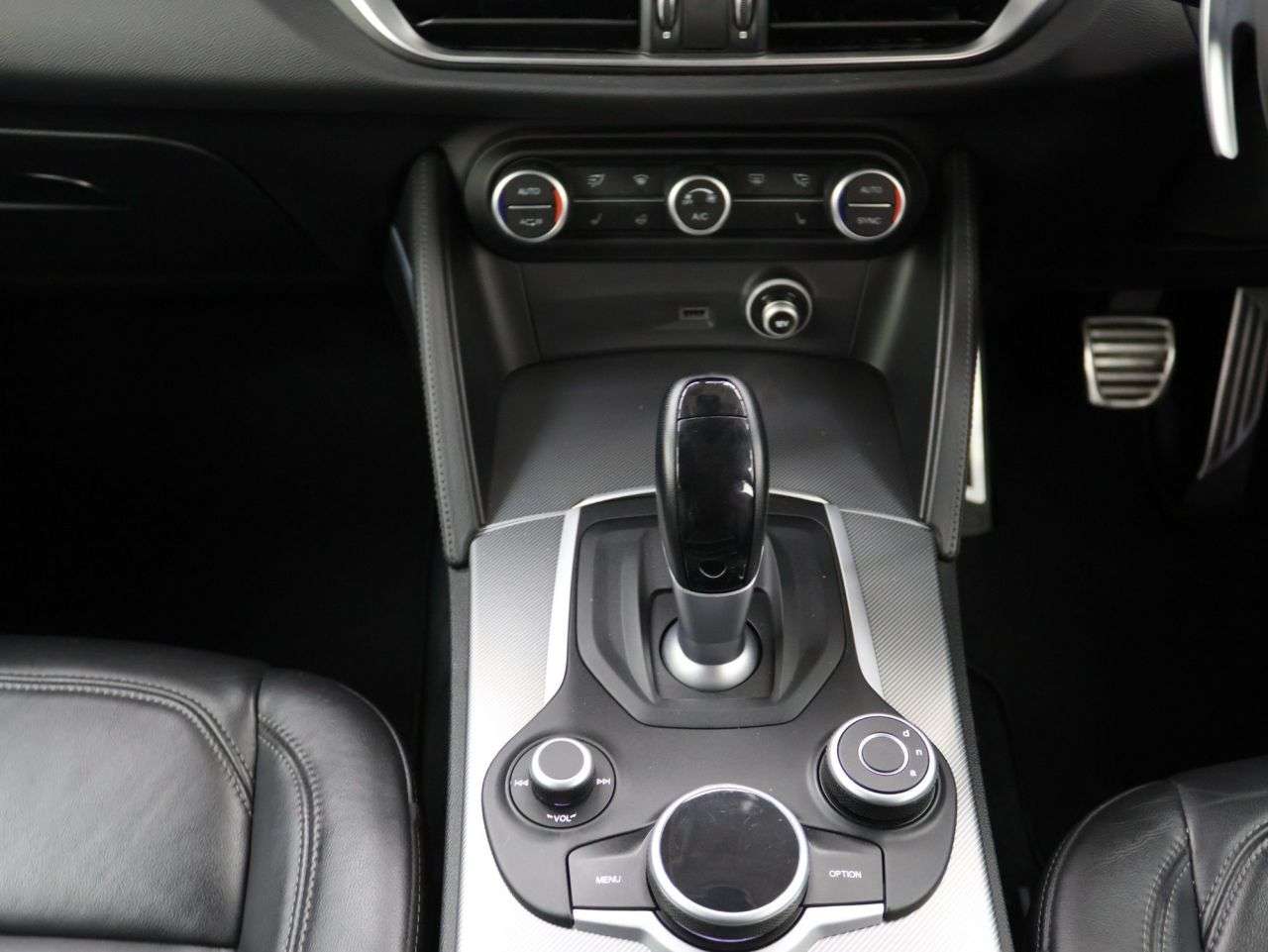 2018 ALFA ROMEO STELVIO 2018 ALFA ROMEO STELVIO