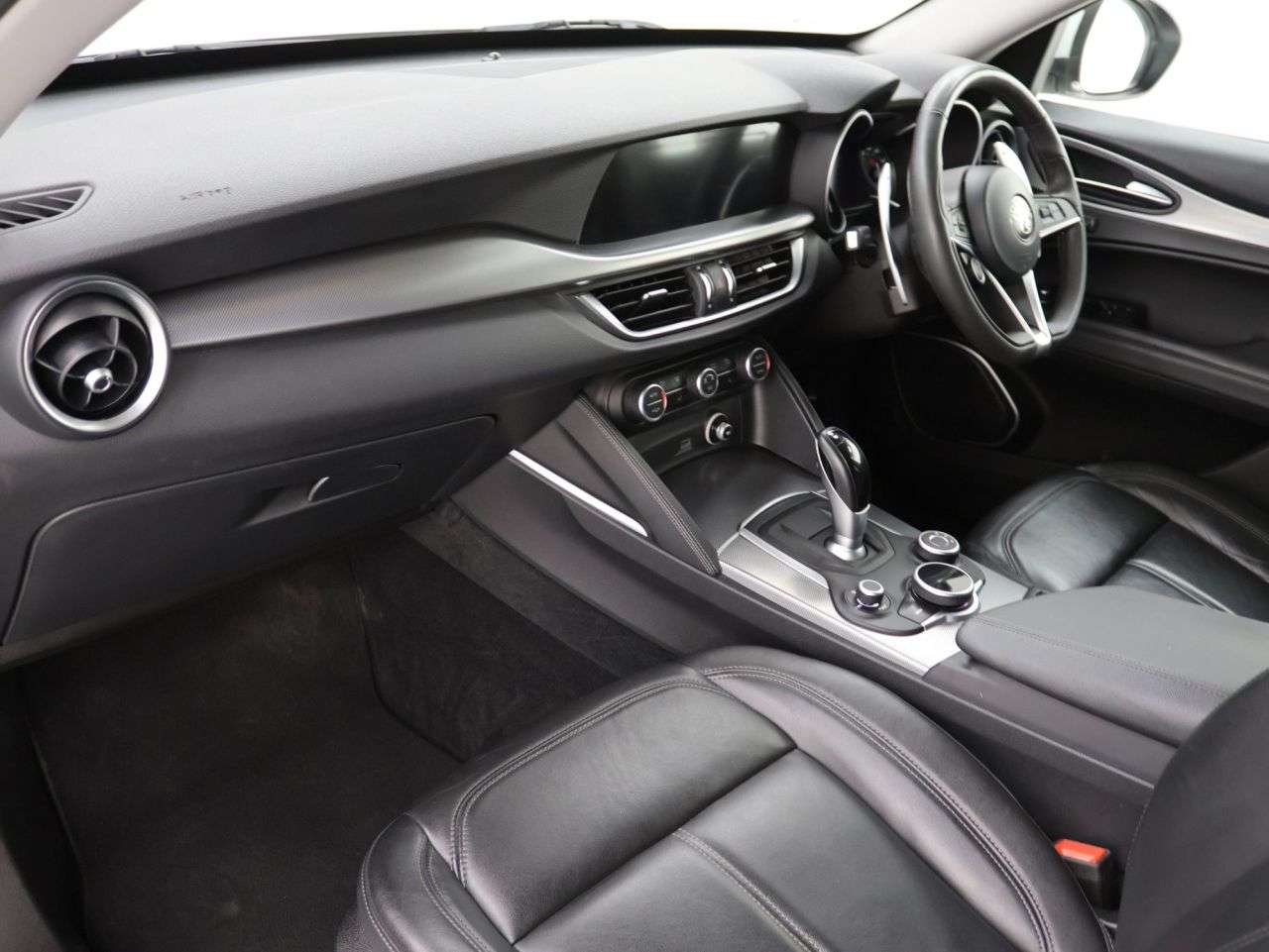 2018 ALFA ROMEO STELVIO 2018 ALFA ROMEO STELVIO