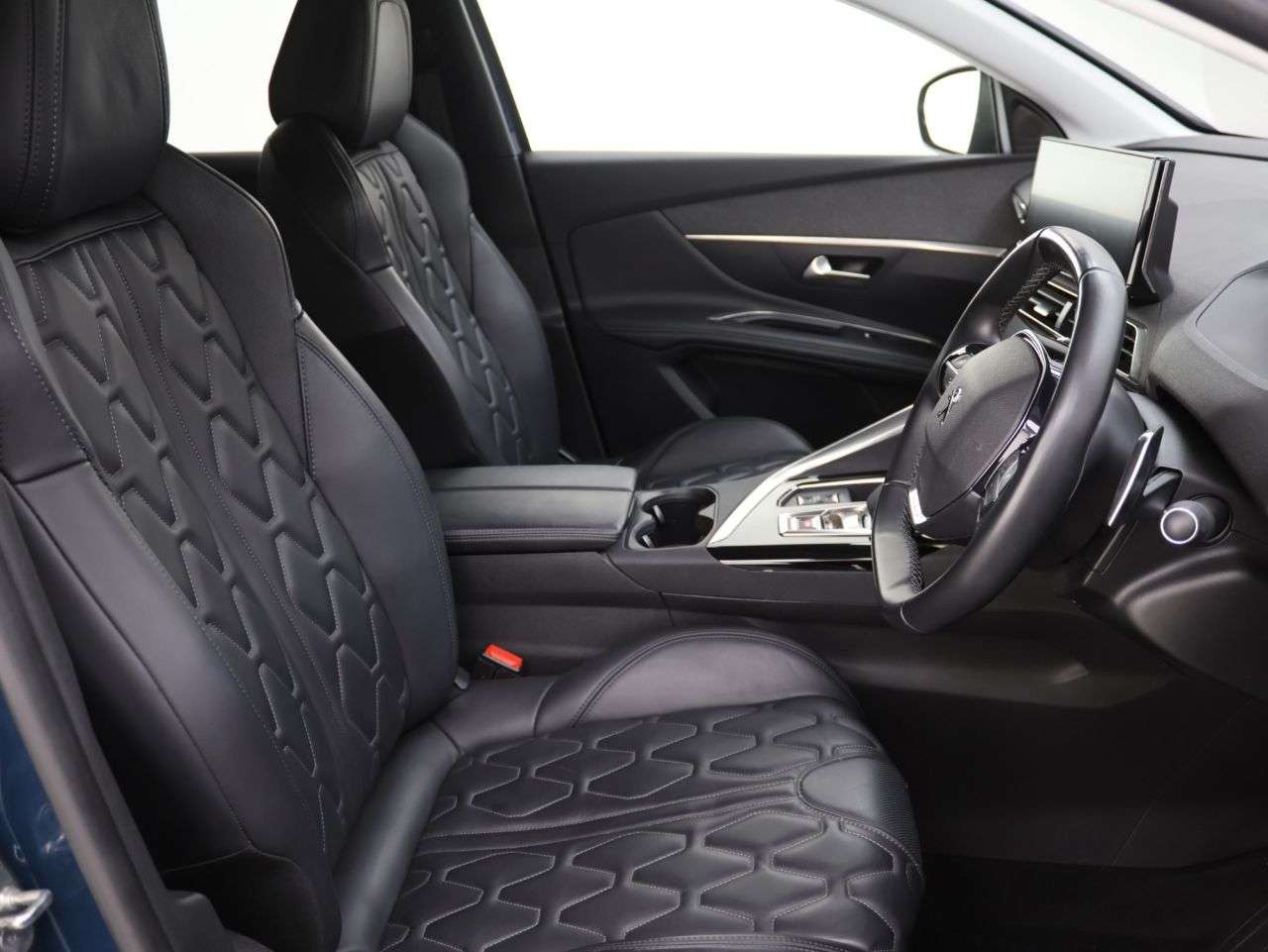 2022 PEUGEOT 3008 2022 PEUGEOT 3008