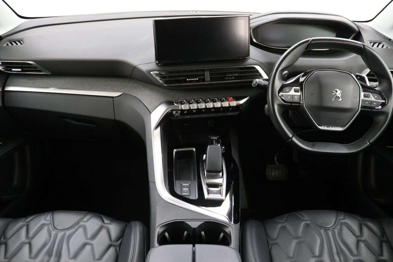 2022 PEUGEOT 3008 2022 PEUGEOT 3008