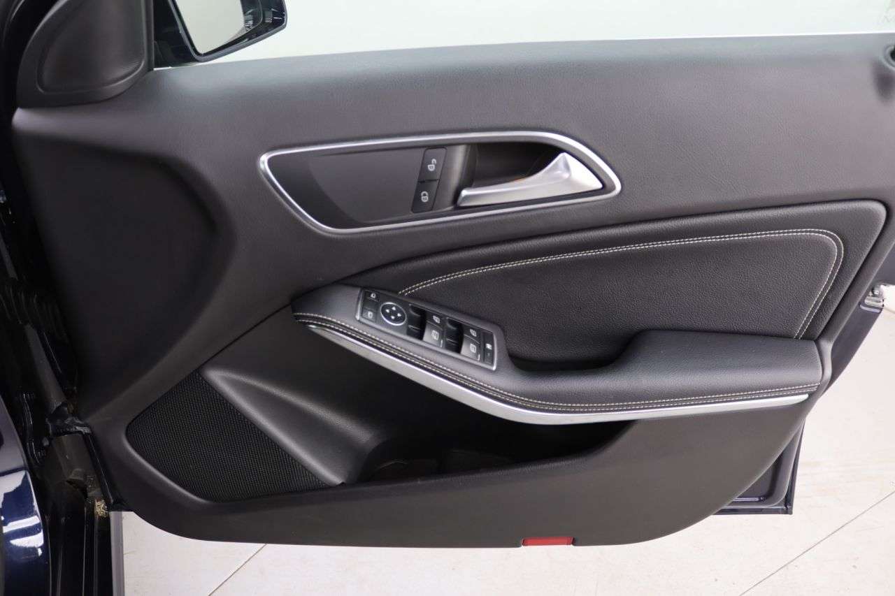 2018 MERCEDES-BENZ A CLASS 2018 MERCEDES-BENZ A CLASS