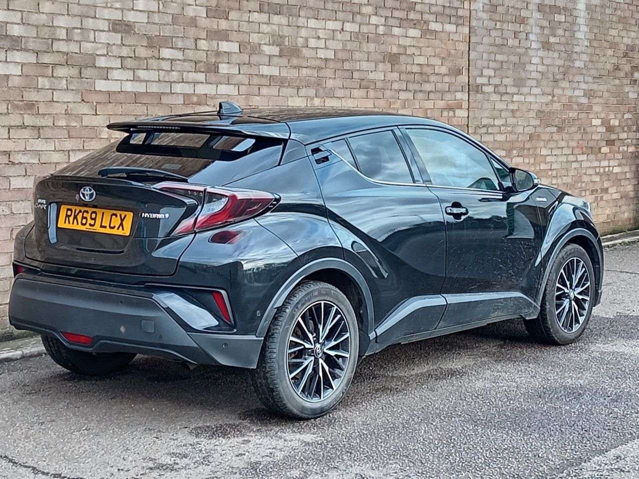 2019 TOYOTA C-HR 2019 TOYOTA C-HR