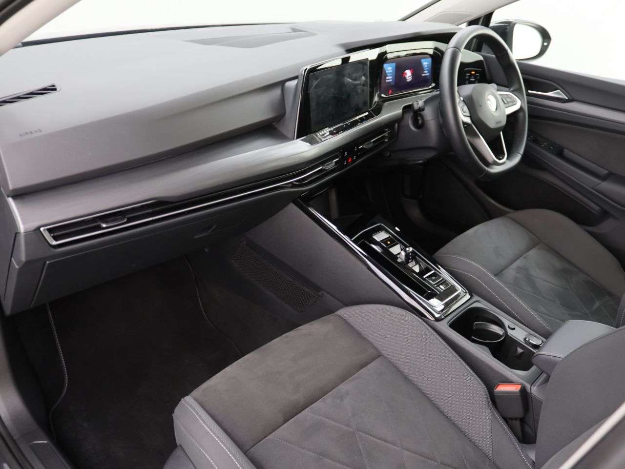 2023 VOLKSWAGEN GOLF 2023 VOLKSWAGEN GOLF