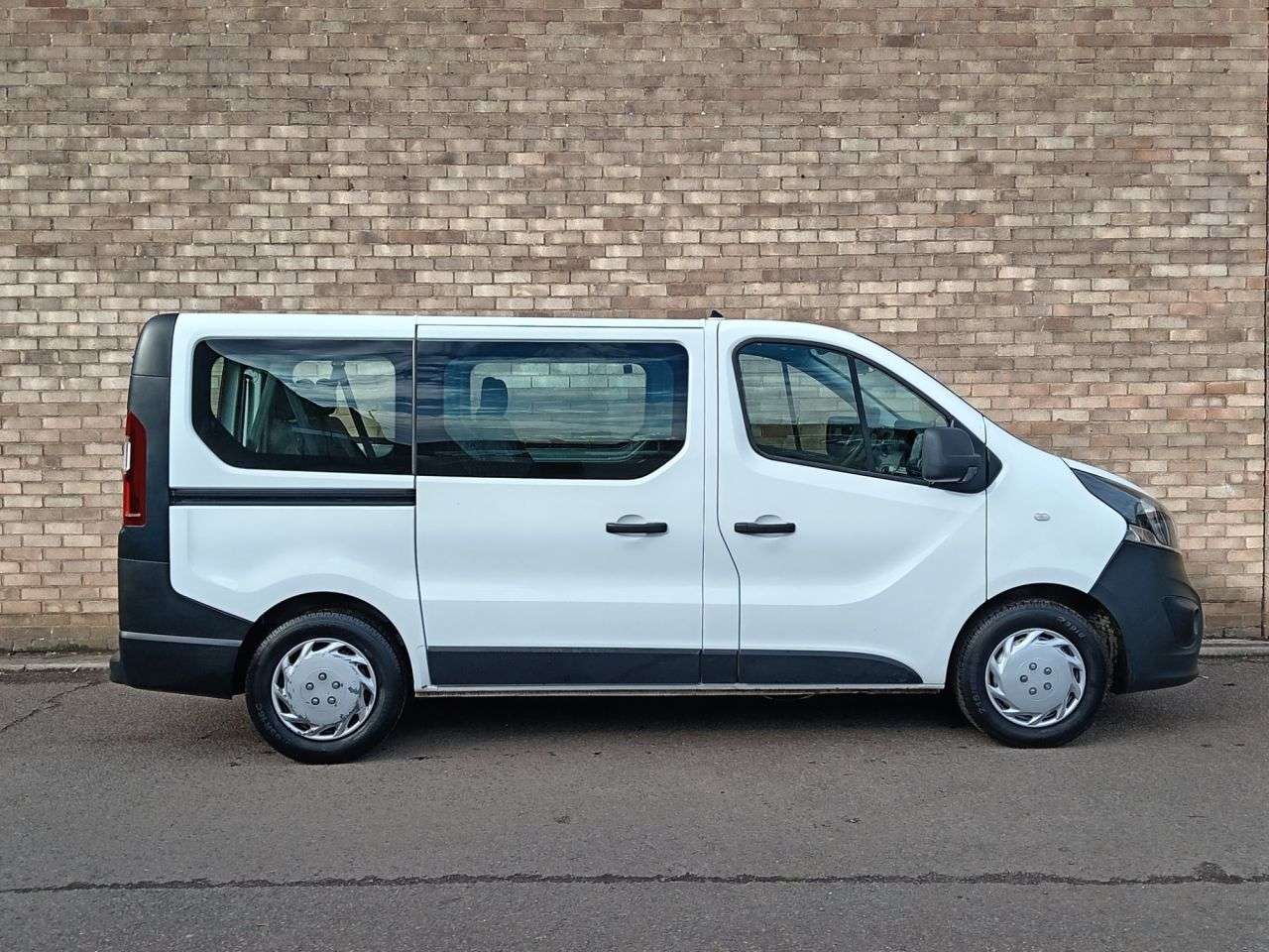 2016 VAUXHALL VIVARO 2016 VAUXHALL VIVARO
