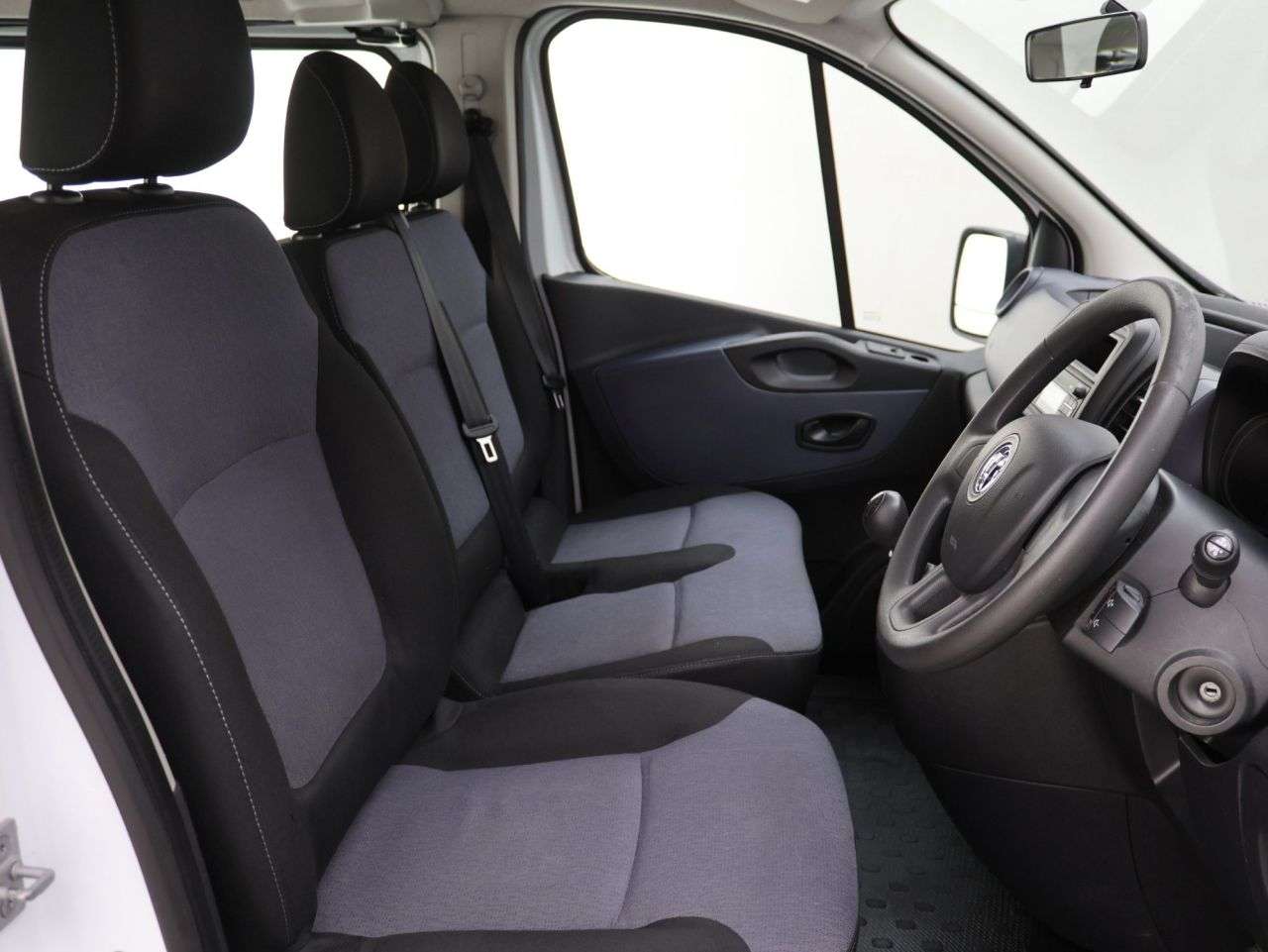 2016 VAUXHALL VIVARO 2016 VAUXHALL VIVARO