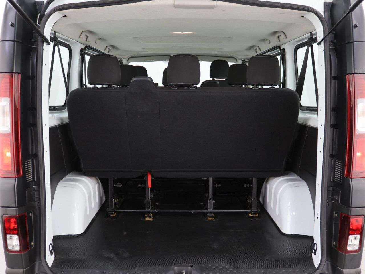 2016 VAUXHALL VIVARO 2016 VAUXHALL VIVARO