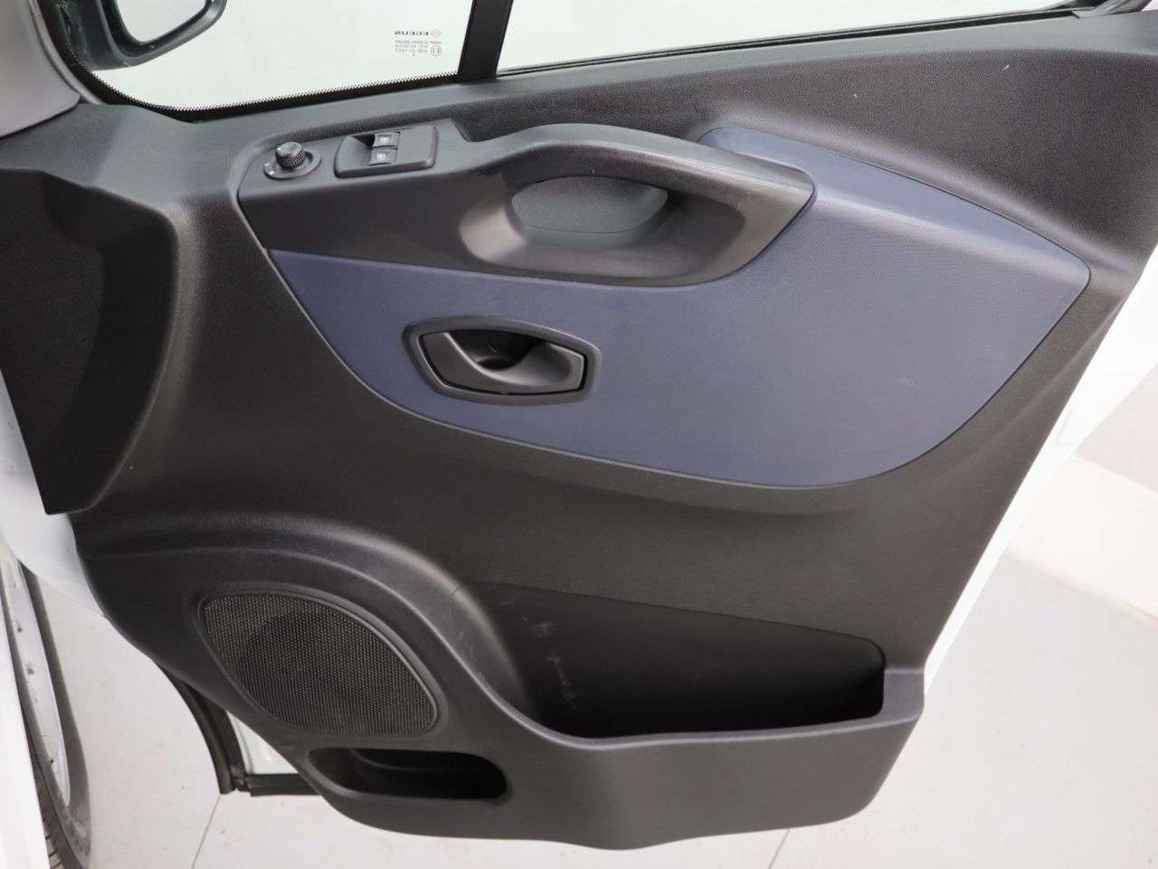 2016 VAUXHALL VIVARO 2016 VAUXHALL VIVARO