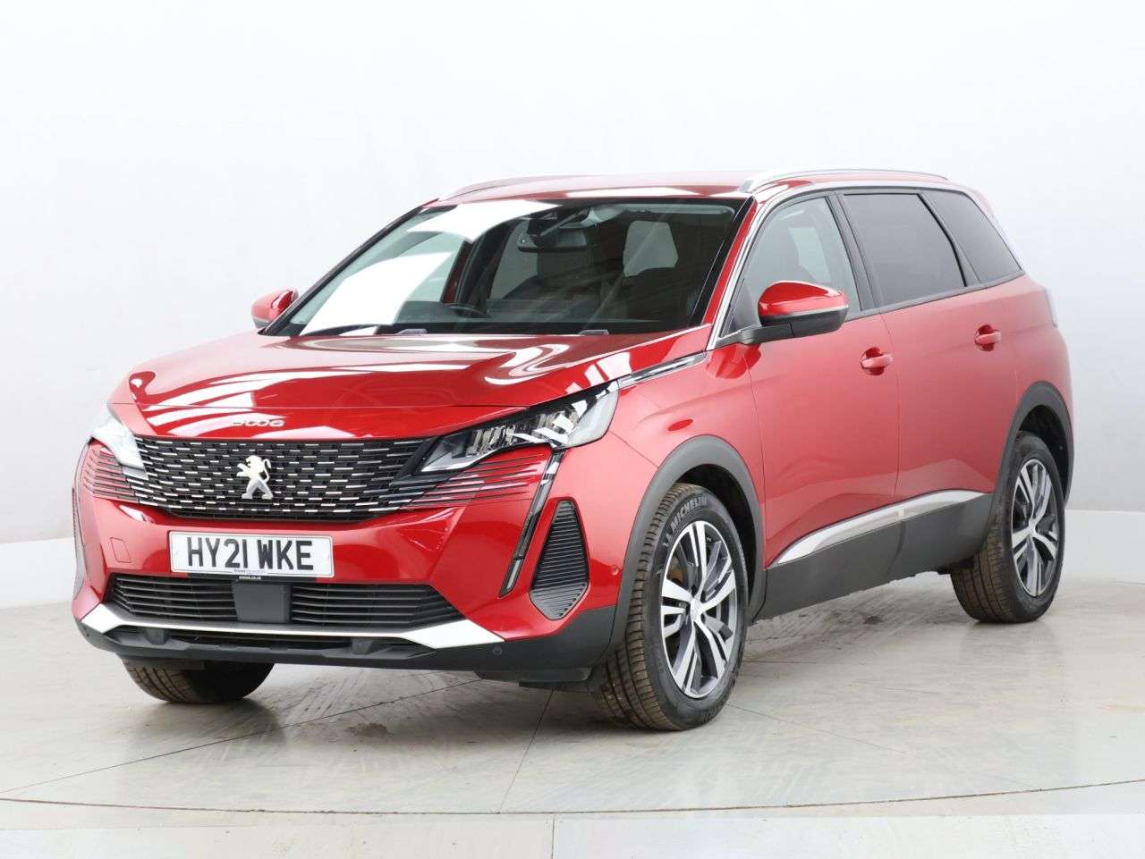 2021 PEUGEOT 5008 2021 PEUGEOT 5008