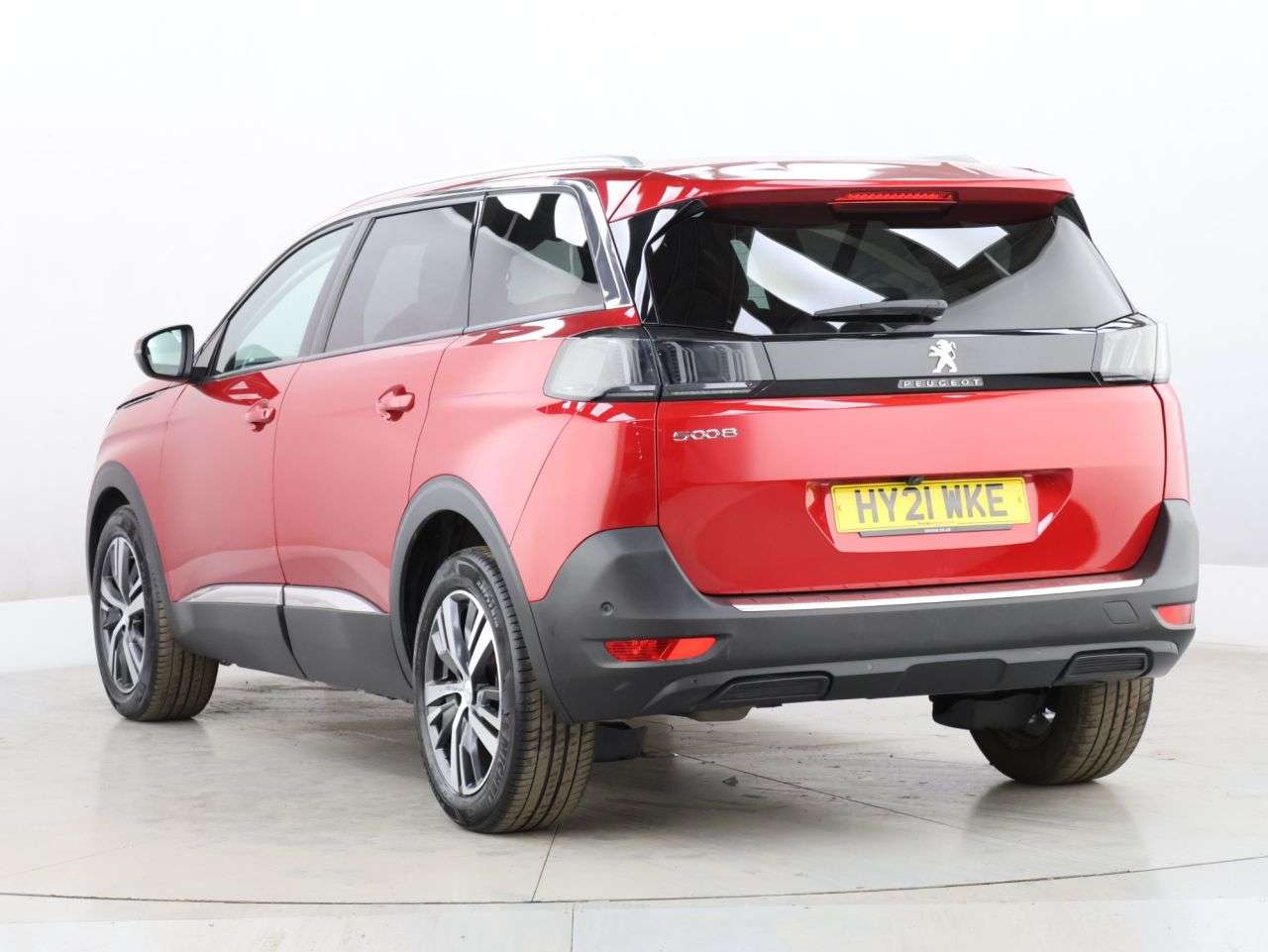 2021 PEUGEOT 5008 2021 PEUGEOT 5008