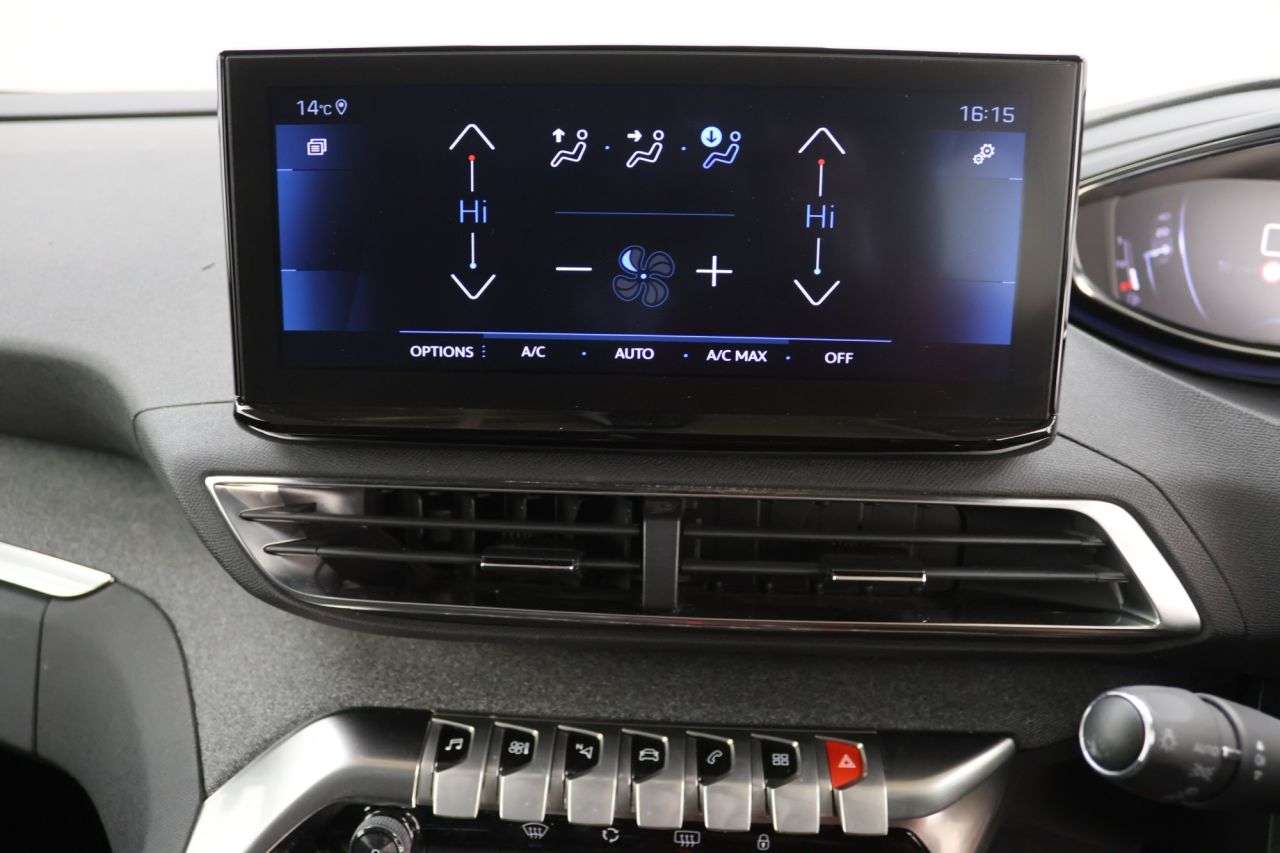 2021 PEUGEOT 5008 2021 PEUGEOT 5008