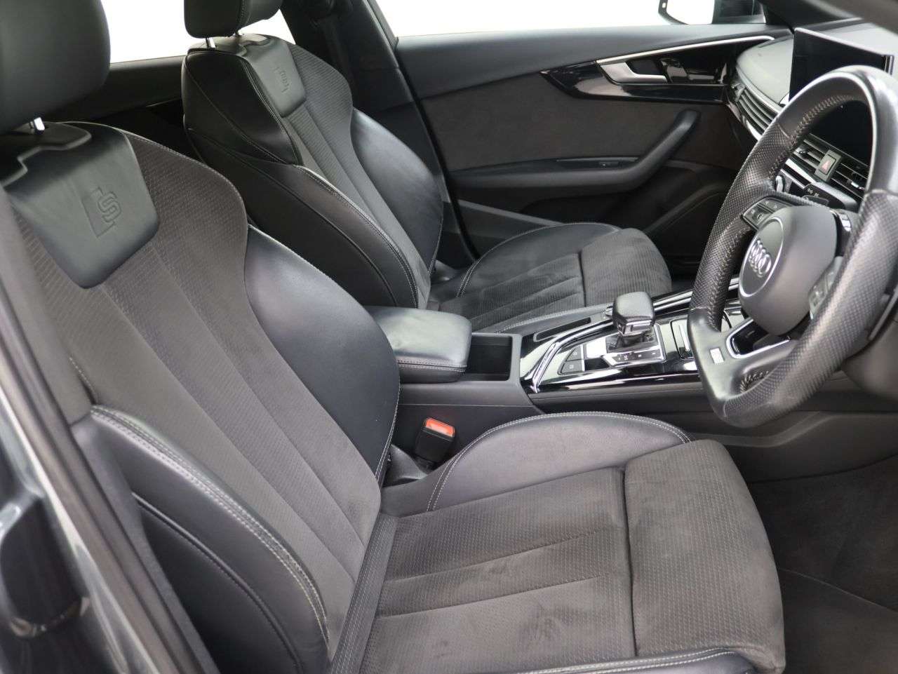 2020 AUDI A4 2020 AUDI A4