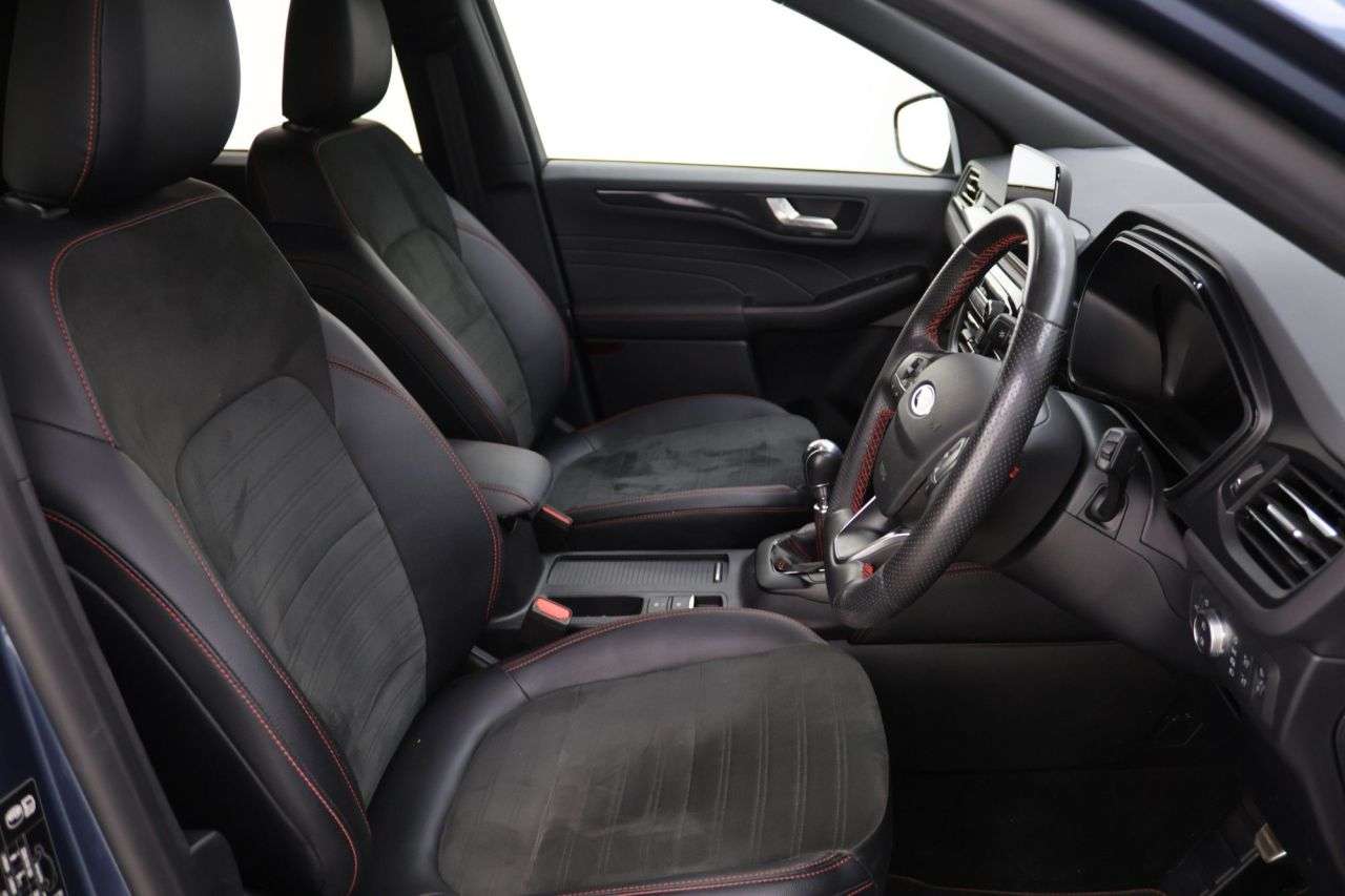 2022 FORD KUGA 2022 FORD KUGA