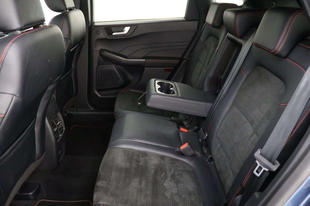 2022 FORD KUGA 2022 FORD KUGA