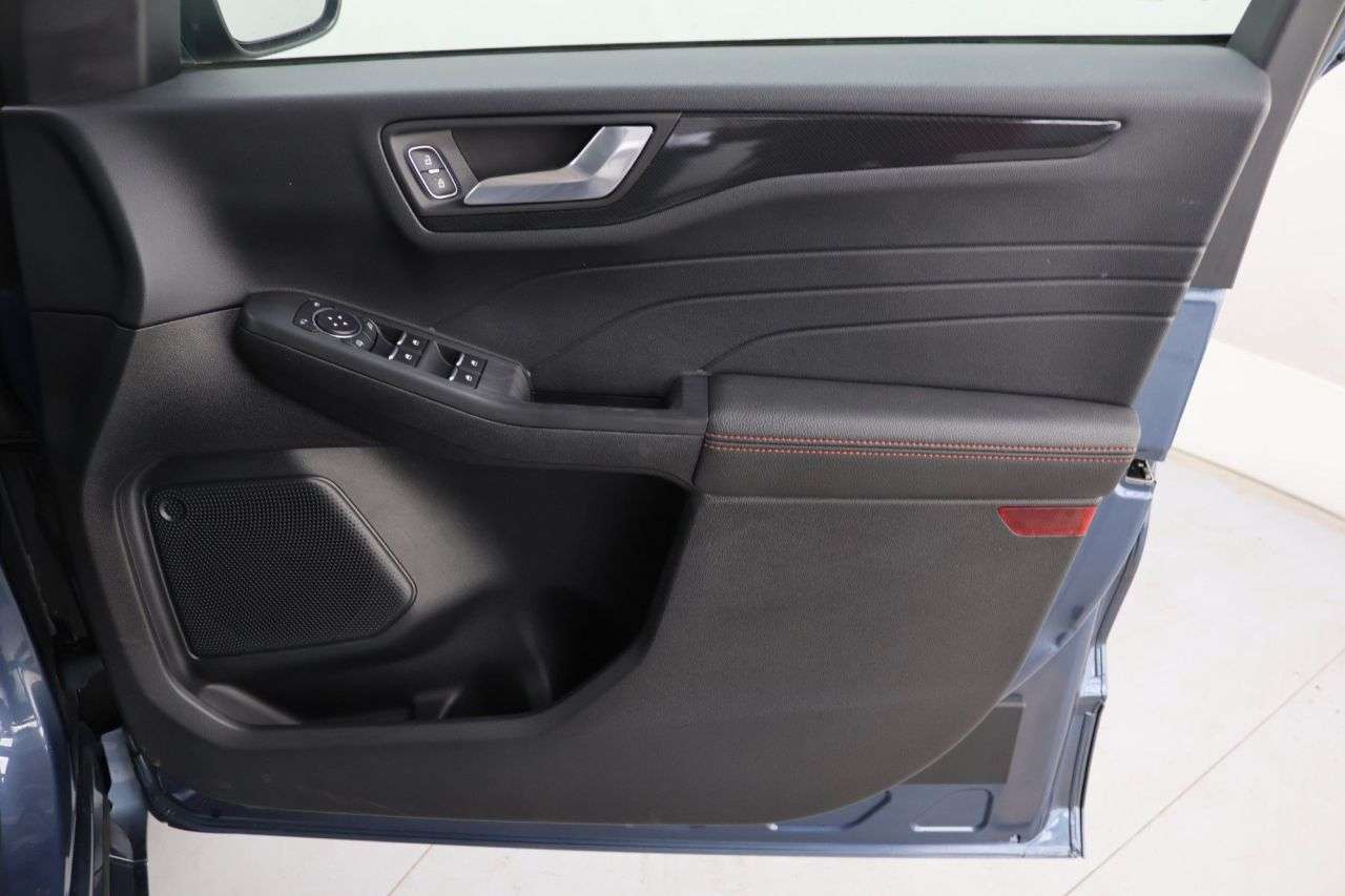 2022 FORD KUGA 2022 FORD KUGA