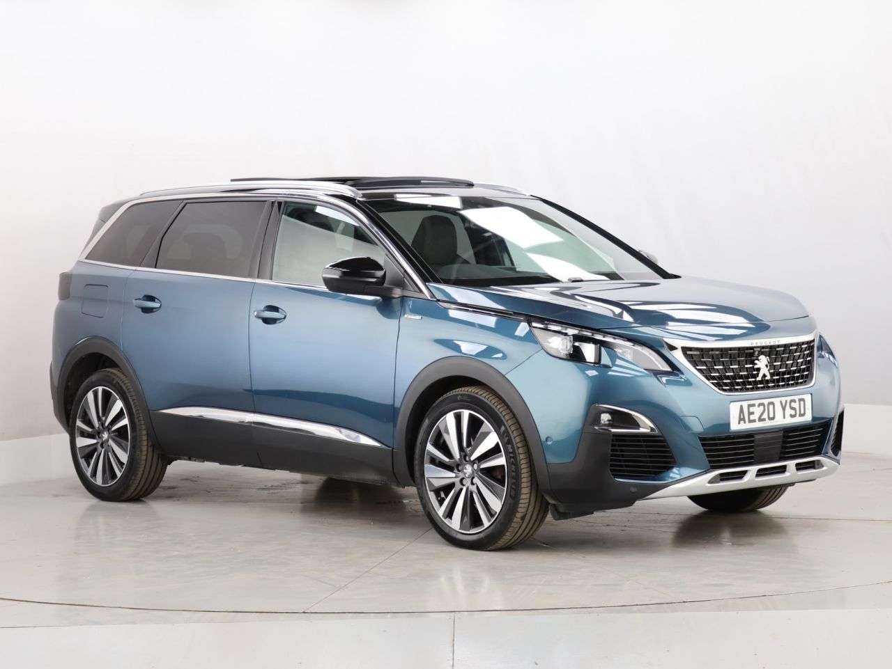 2020 PEUGEOT 5008 2020 PEUGEOT 5008