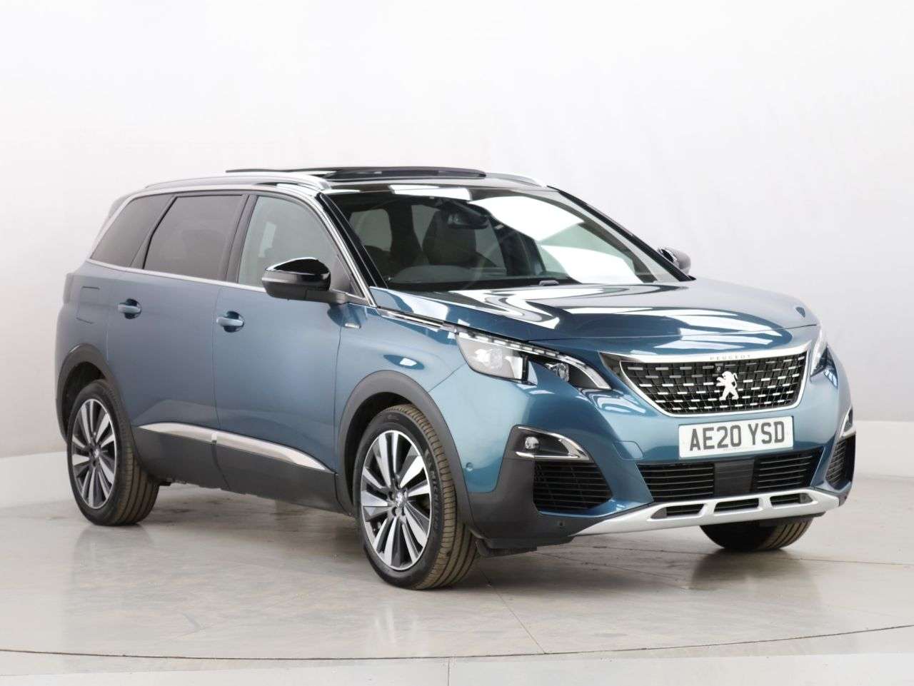 2020 PEUGEOT 5008 2020 PEUGEOT 5008
