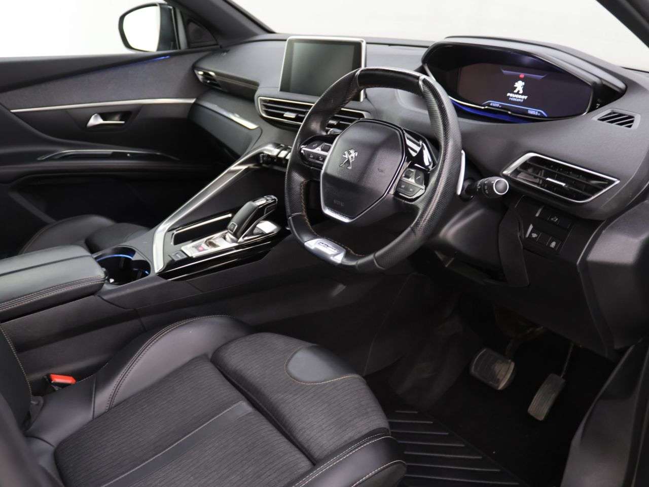 2020 PEUGEOT 5008 2020 PEUGEOT 5008