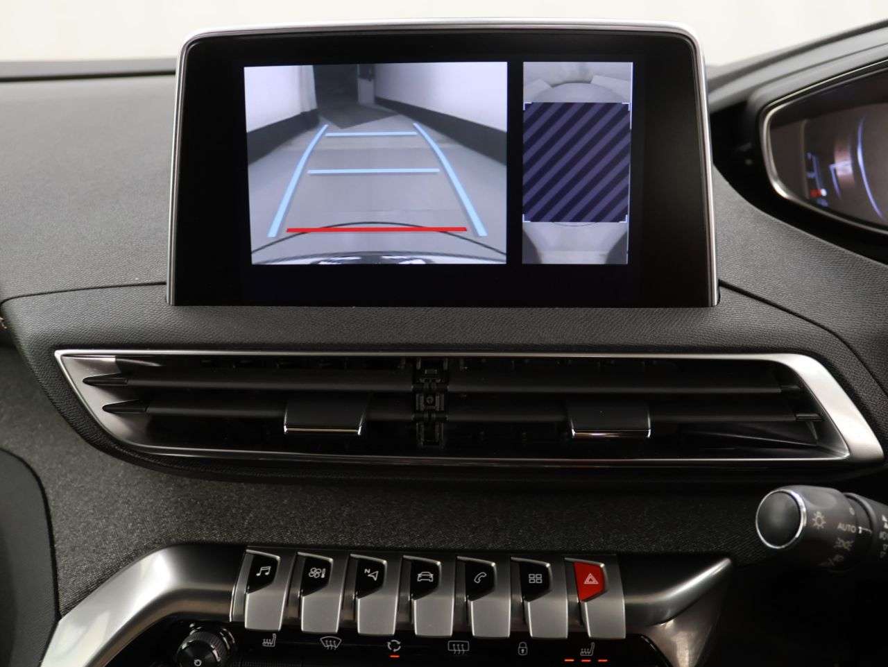 2020 PEUGEOT 5008 2020 PEUGEOT 5008