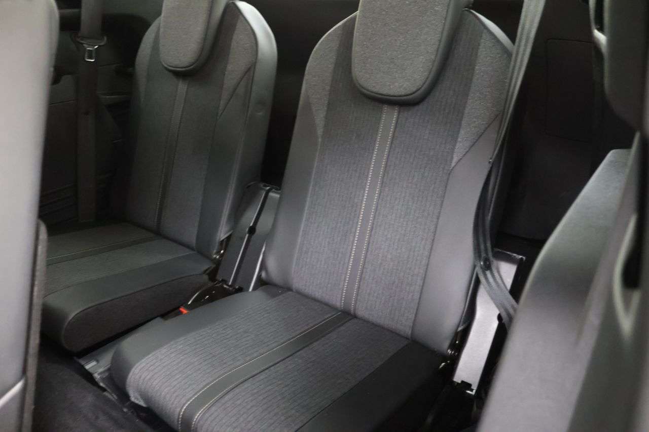 2020 PEUGEOT 5008 2020 PEUGEOT 5008