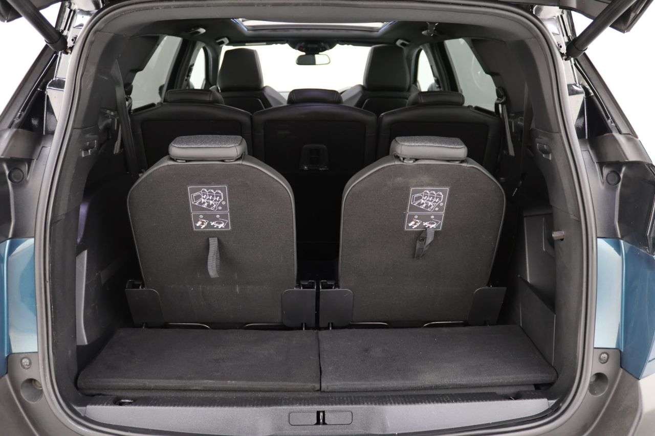 2020 PEUGEOT 5008 2020 PEUGEOT 5008