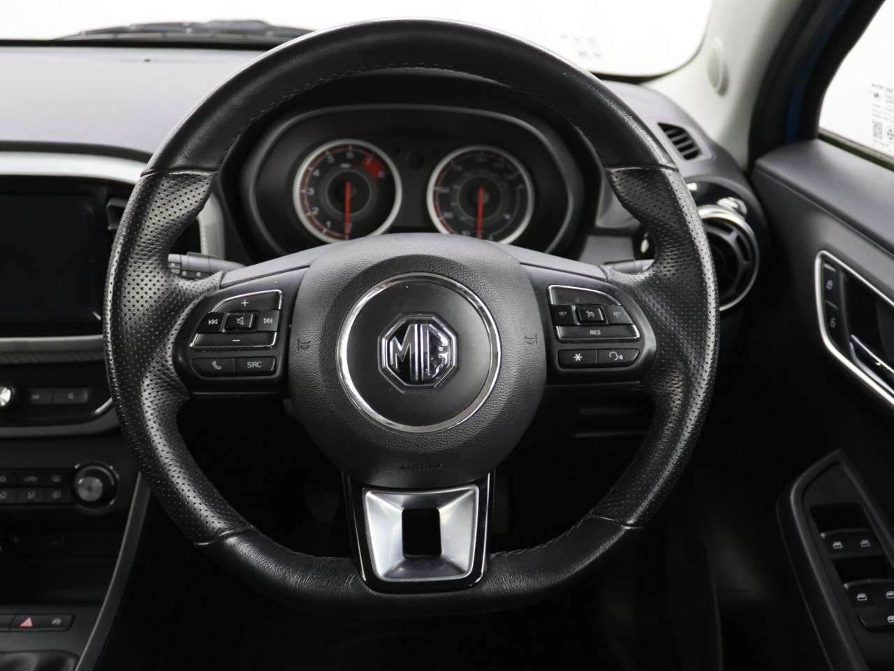 2022 MG MG 3 2022 MG MG 3