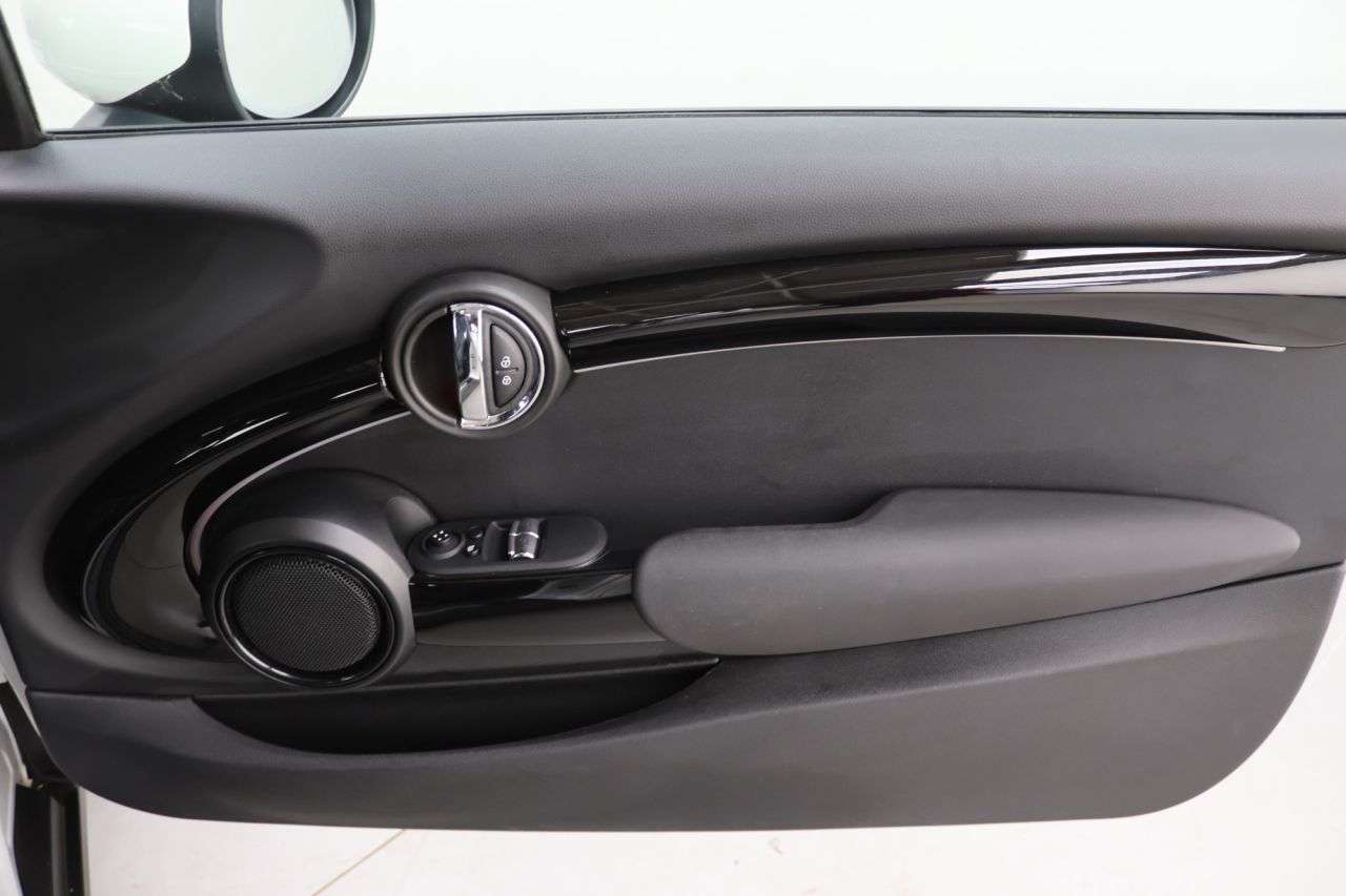 2021 MINI ELECTRIC HATCH 2021 MINI ELECTRIC HATCH