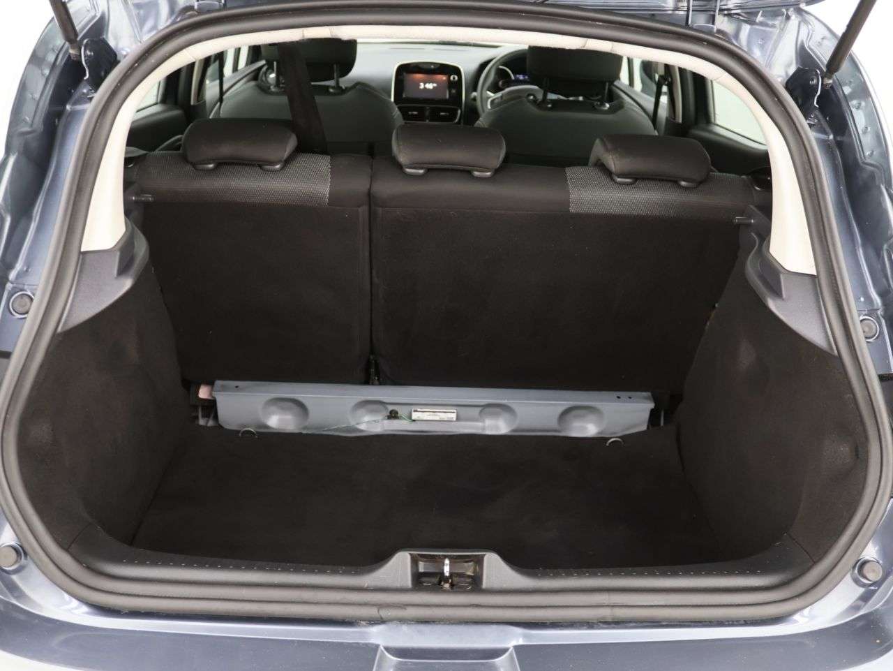 2017 RENAULT CLIO 2017 RENAULT CLIO