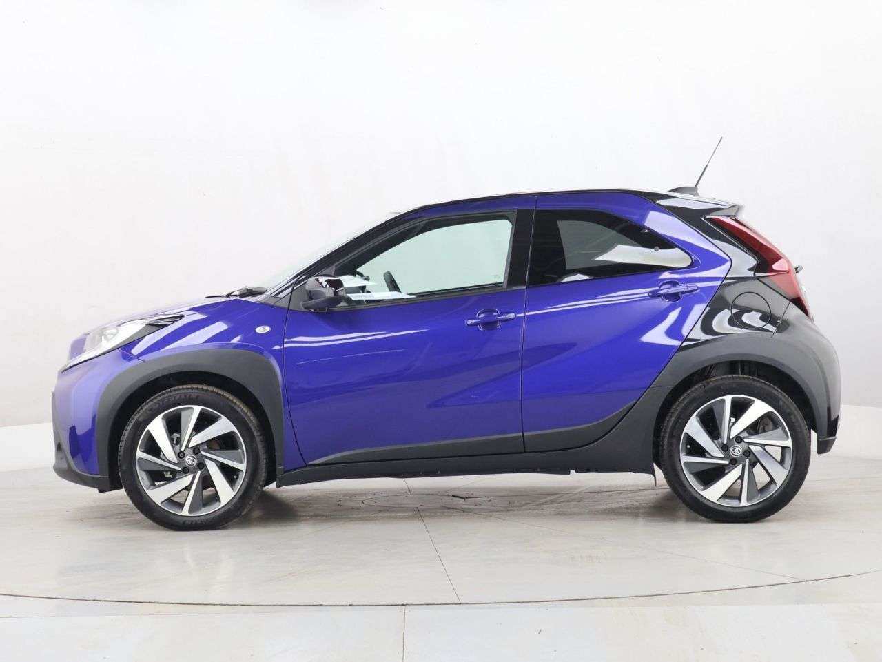 2025 TOYOTA AYGO X 2025 TOYOTA AYGO X