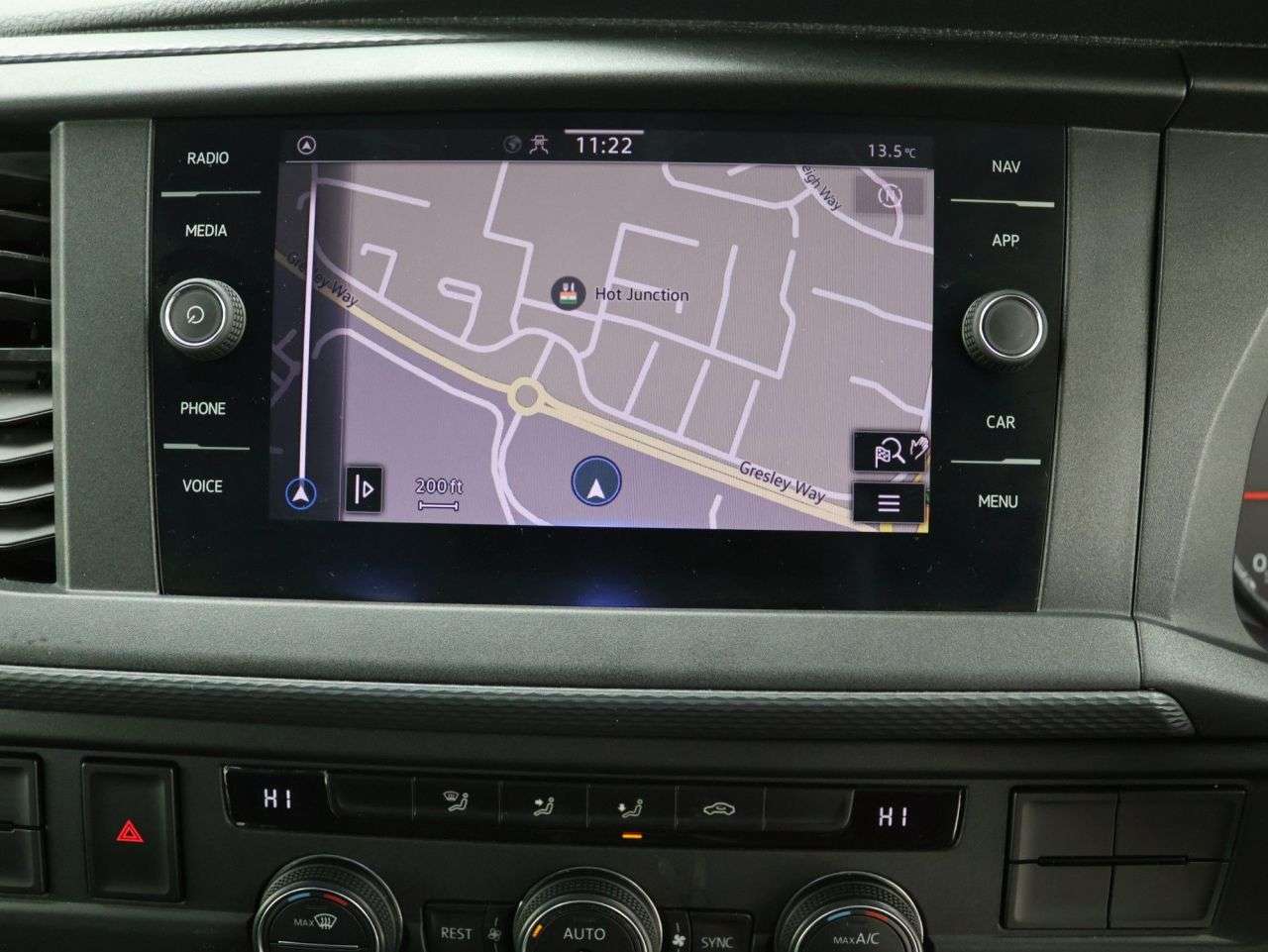 2020 VOLKSWAGEN TRANSPORTER SHUTTLE 2020 VOLKSWAGEN TRANSPORTER SHUTTLE