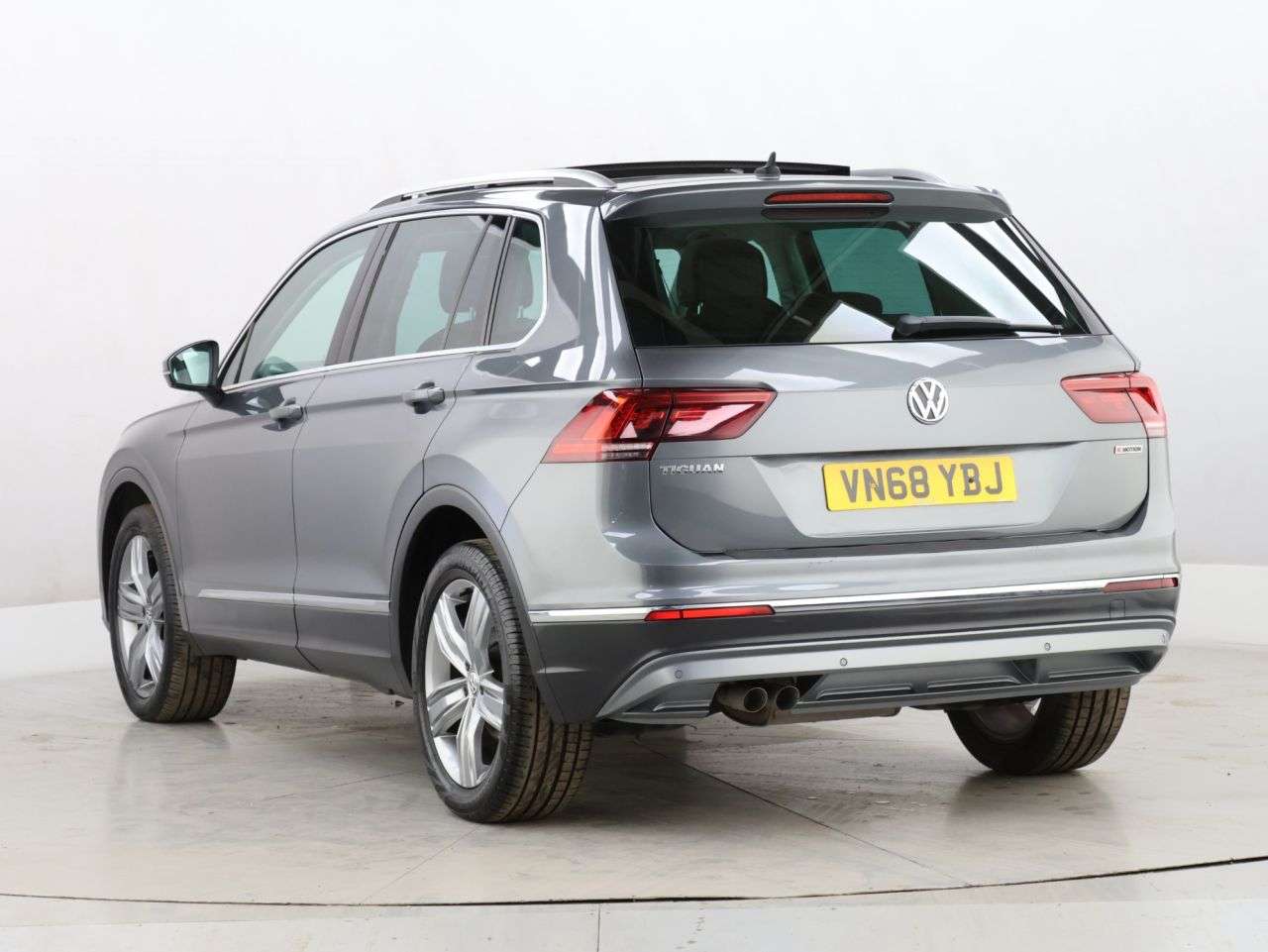 2018 VOLKSWAGEN TIGUAN 2018 VOLKSWAGEN TIGUAN