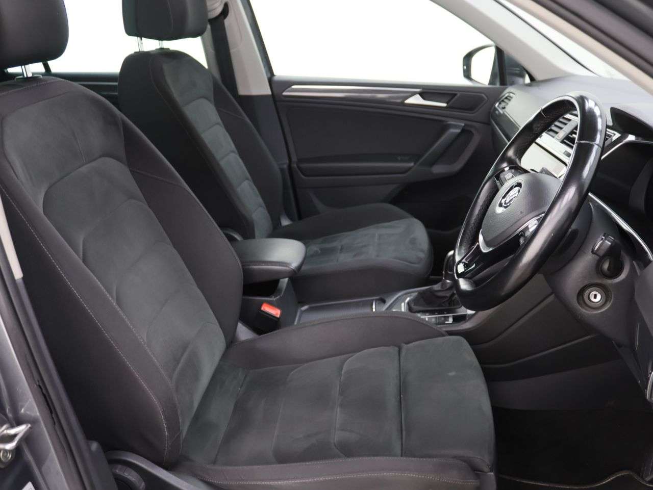 2018 VOLKSWAGEN TIGUAN 2018 VOLKSWAGEN TIGUAN