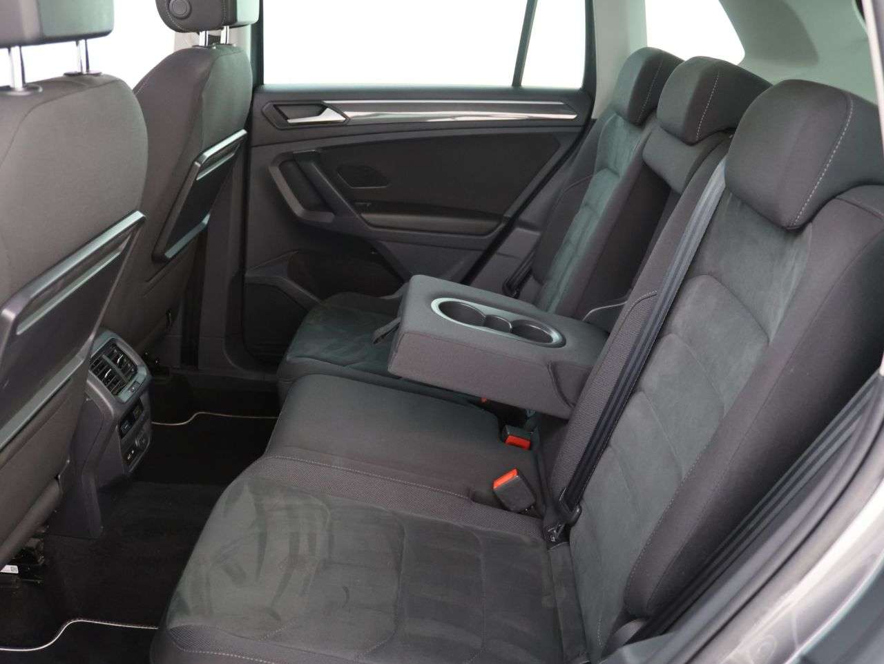 2018 VOLKSWAGEN TIGUAN 2018 VOLKSWAGEN TIGUAN