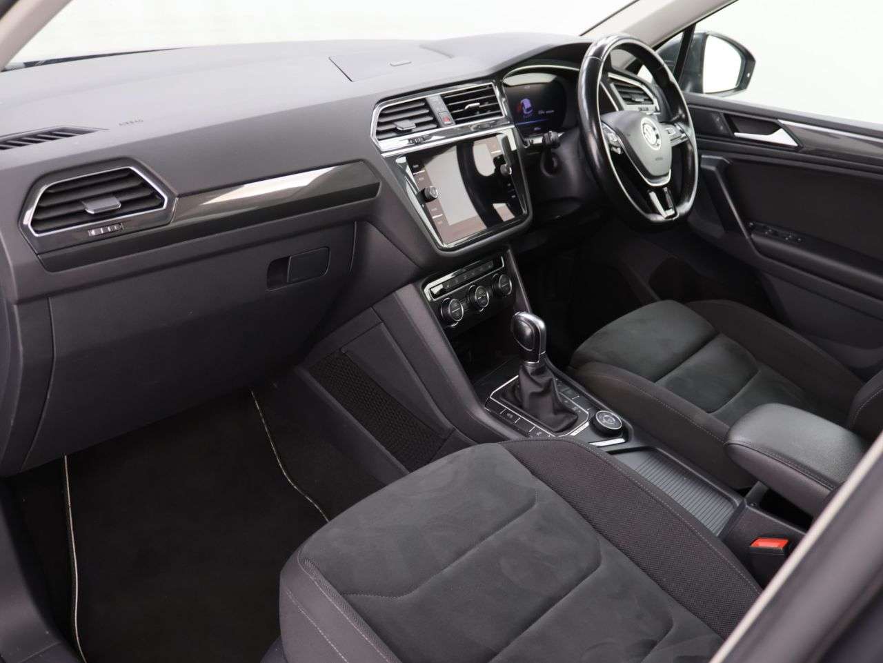 2018 VOLKSWAGEN TIGUAN 2018 VOLKSWAGEN TIGUAN