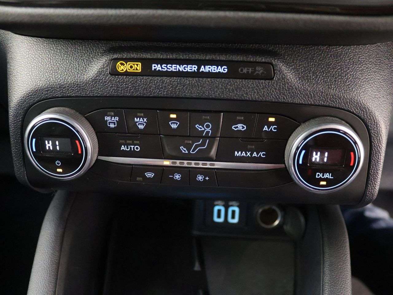 2021 FORD KUGA 2021 FORD KUGA