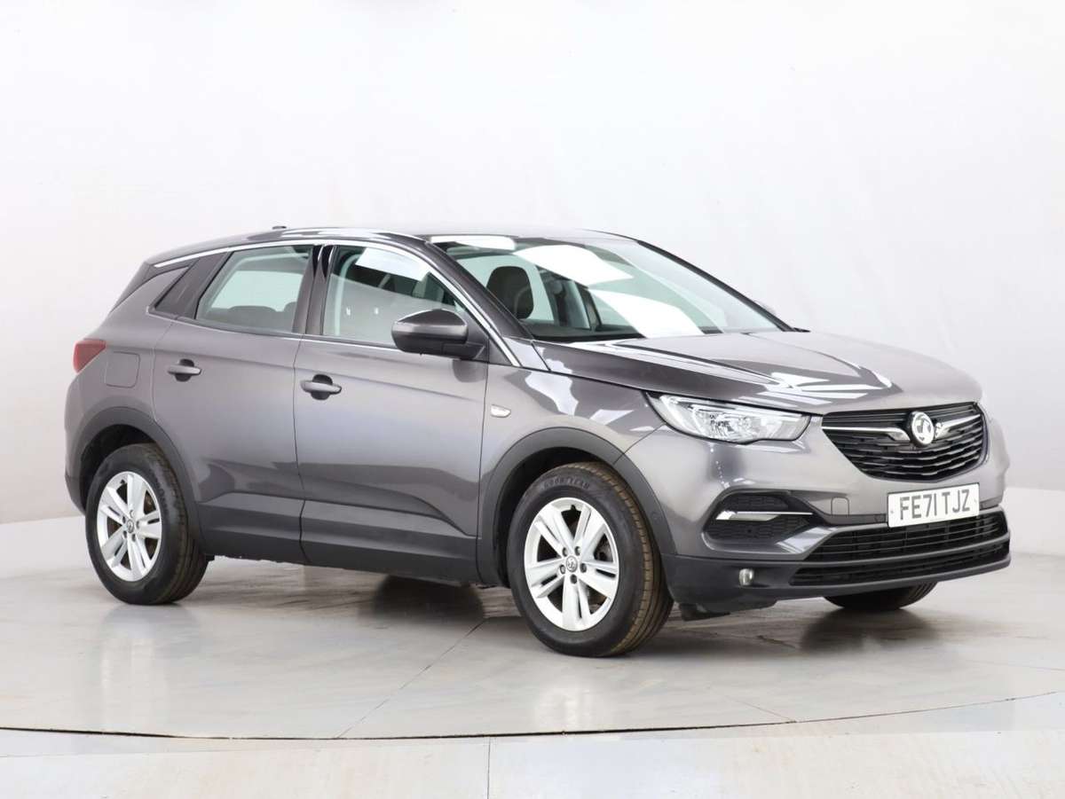 Check out this Vauxhall Grandland X 2021 Diesel Manual
