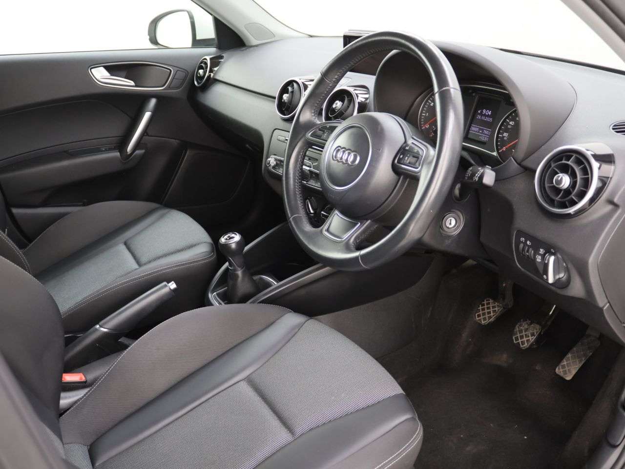 2018 AUDI A1 2018 AUDI A1