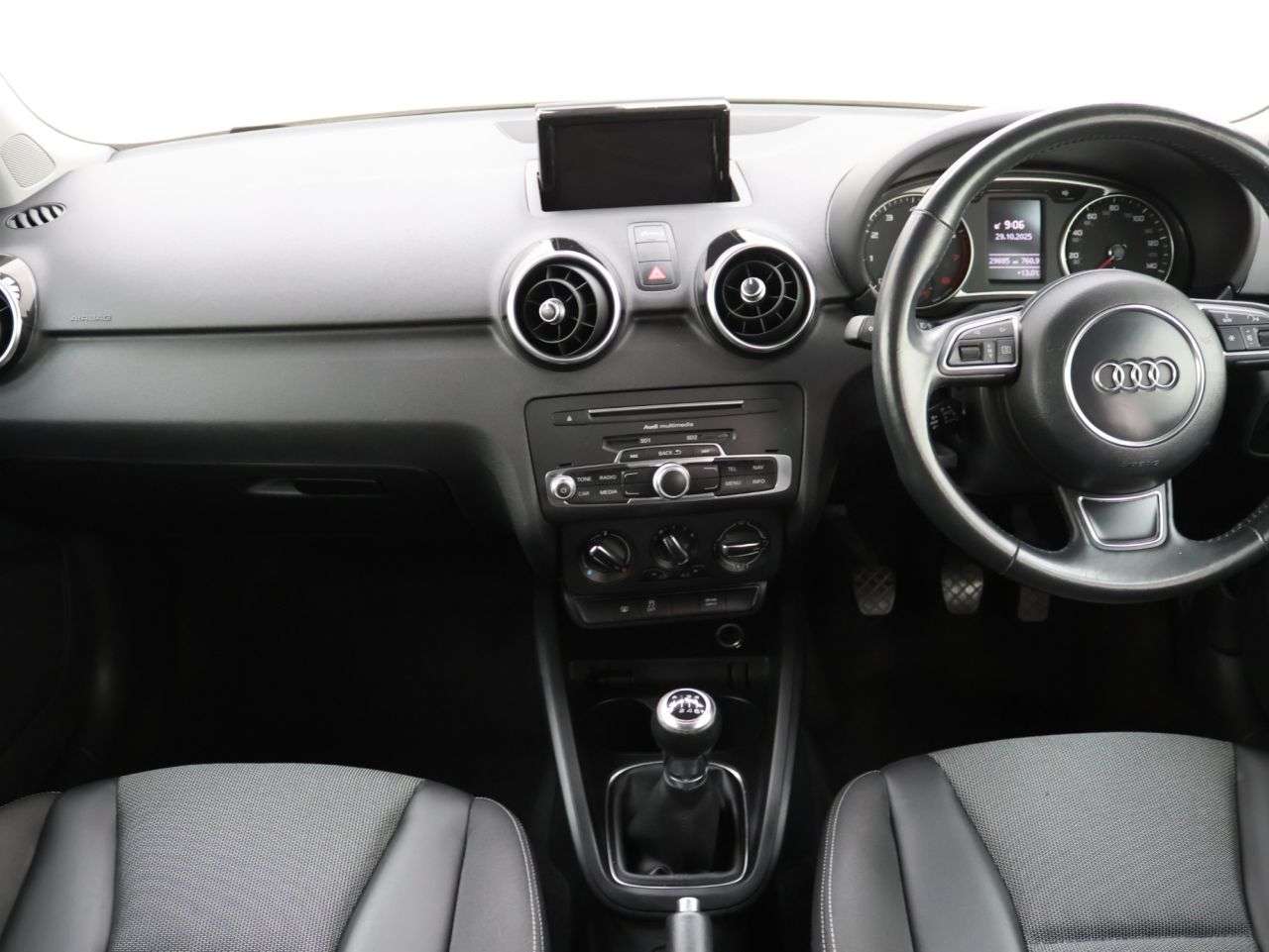 2018 AUDI A1 2018 AUDI A1