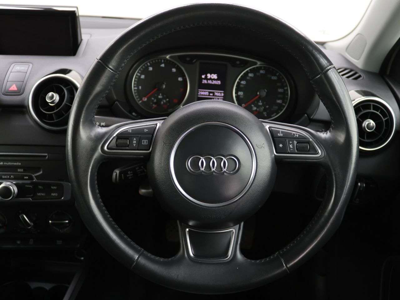 2018 AUDI A1 2018 AUDI A1