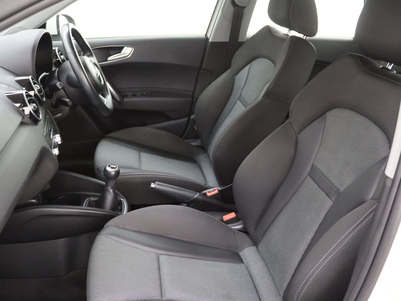 2018 AUDI A1 2018 AUDI A1