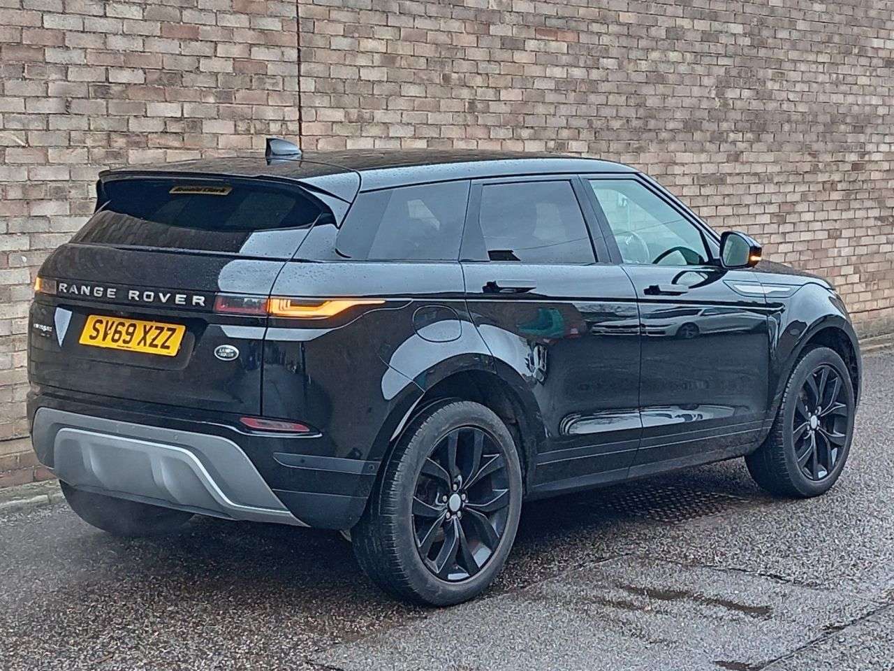 2019 LAND ROVER RANGE ROVER EVOQUE 2019 LAND ROVER RANGE ROVER EVOQUE