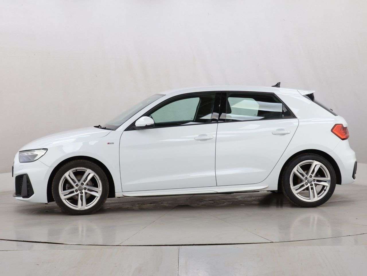 2020 AUDI A1 2020 AUDI A1